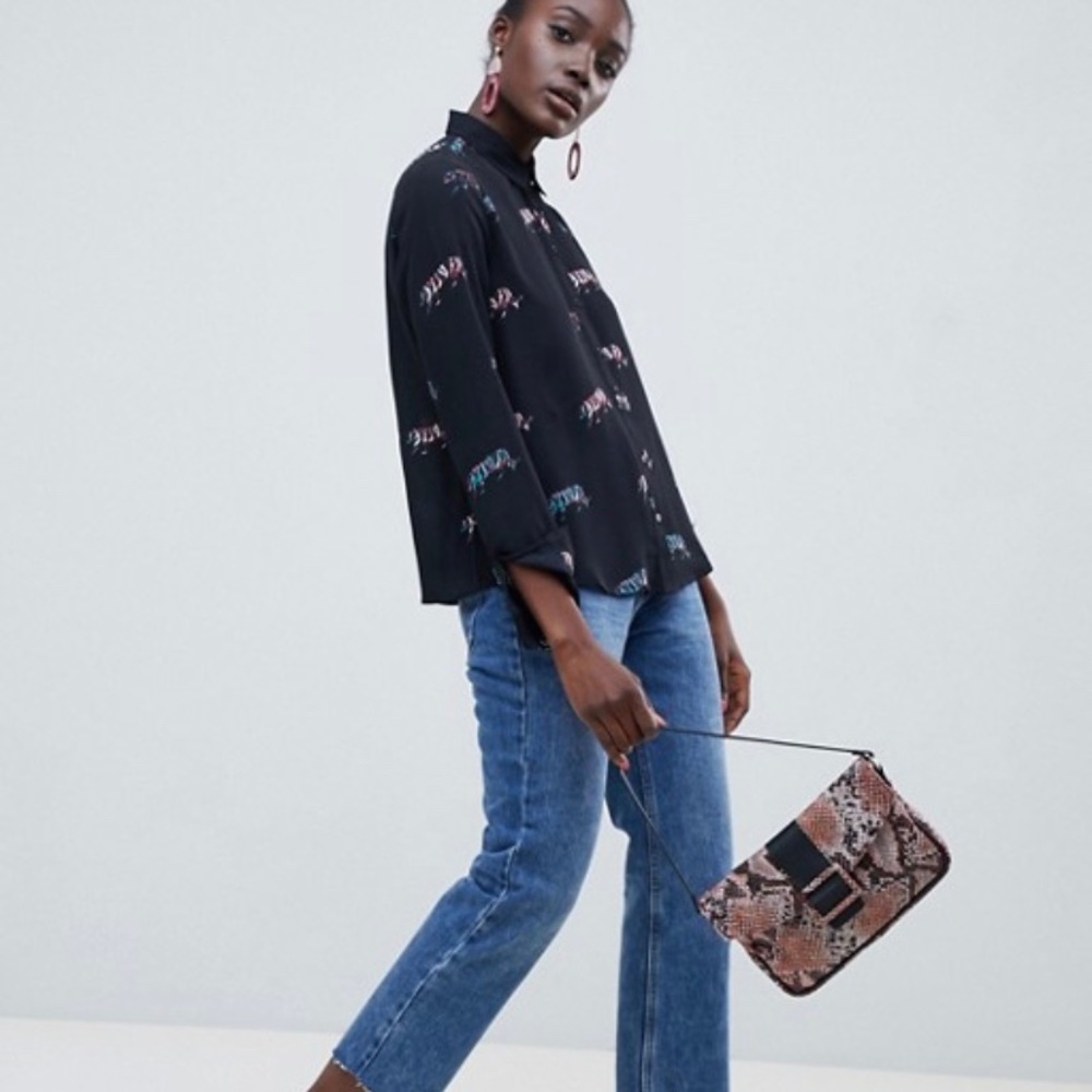 ASOS Button-Up Tiger Print - Picture 5 of 5